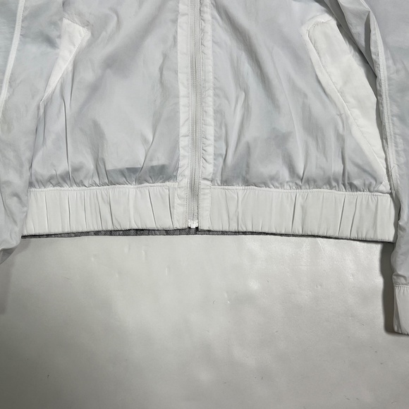 Lululemon Women's Bombs Away Jacket White / City Breeze White Multi Size 6 - Picture 3 of 12